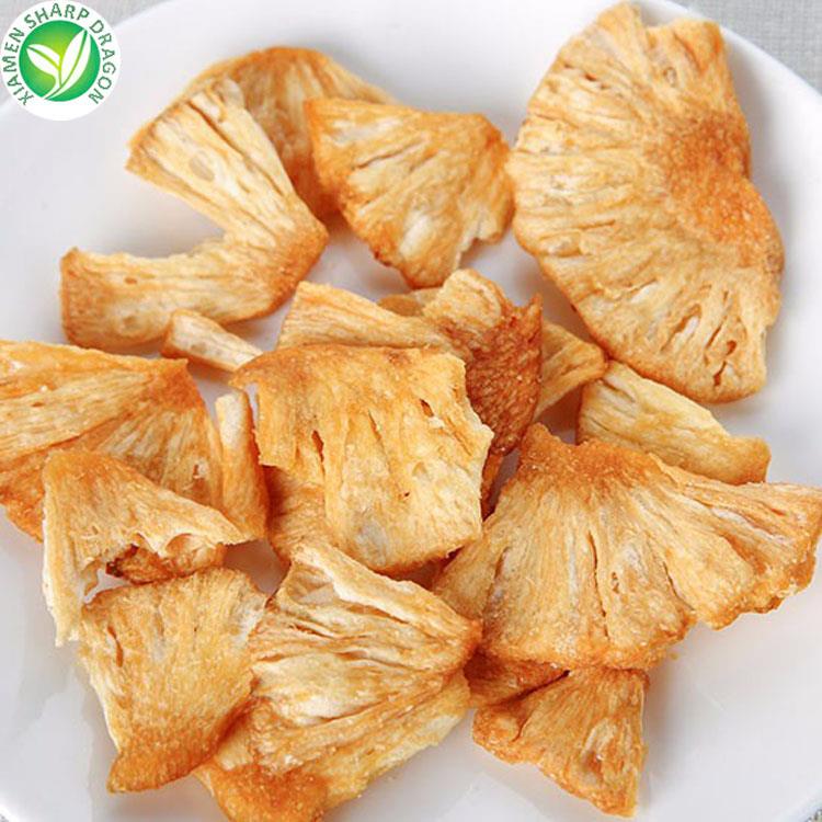 Delicious pineapple chips
